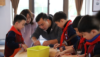 學(xué)習(xí)：以陶藝賦能新時代勞動教育。